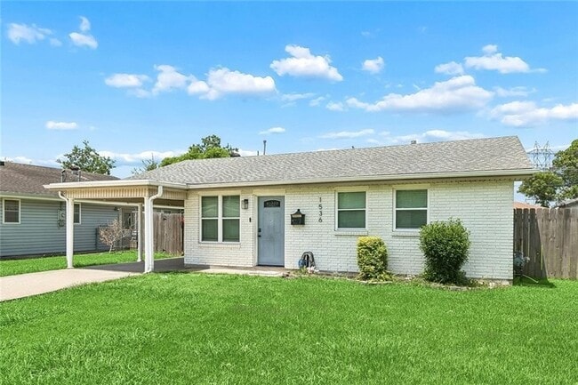 Photo - 1536 Redwood Dr