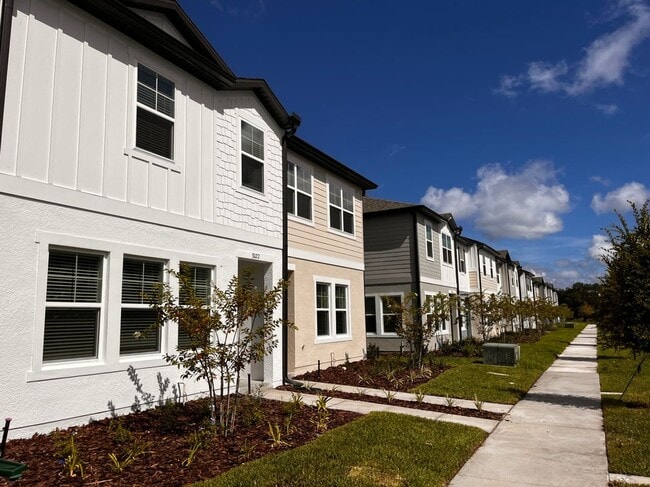 3022 Springwell Lp