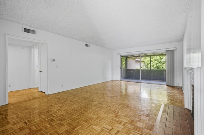 Photo - Bright & Spacious 2 Bed / 2 Bath Across from Caltech