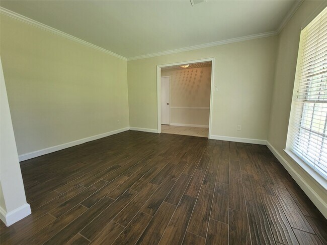 Photo - 9322 Fairdale Ln
