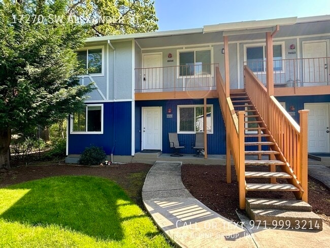 Building Photo - 17270 SW Alexander St Rental
