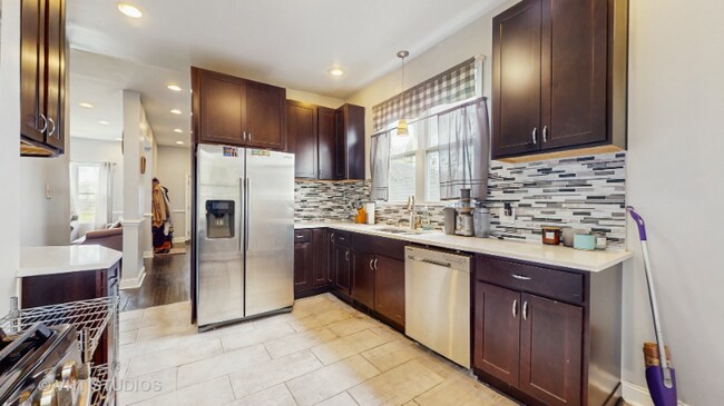 Photo - 8211 S Cornell Ave