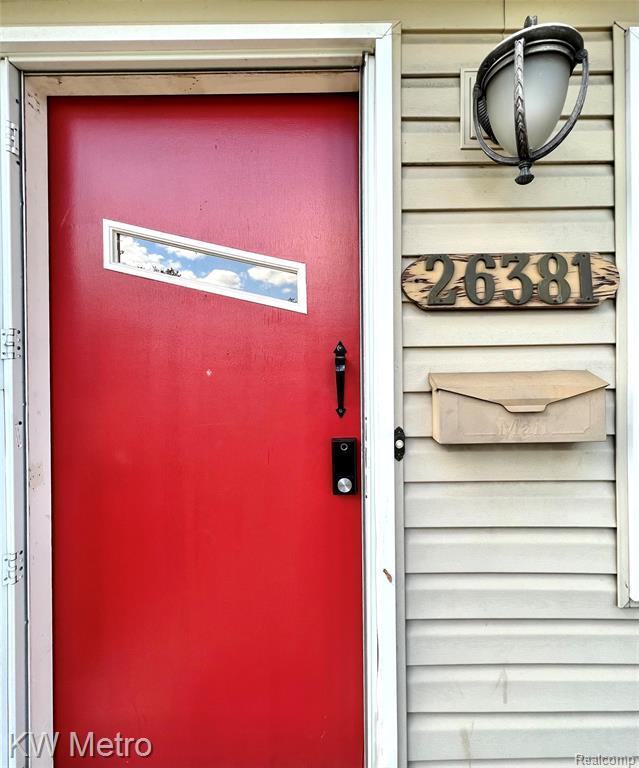 Photo - 26381 Osmun St