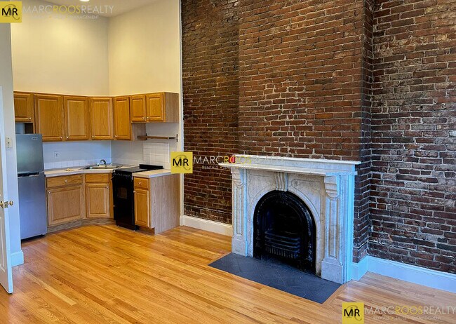Photo - 674 Tremont St Unit 1R