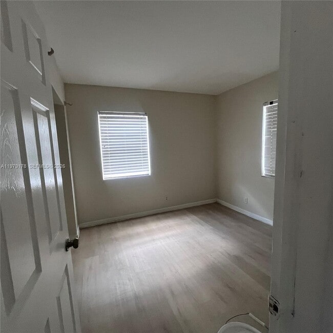 Photo - 114 SW 67th Terrace