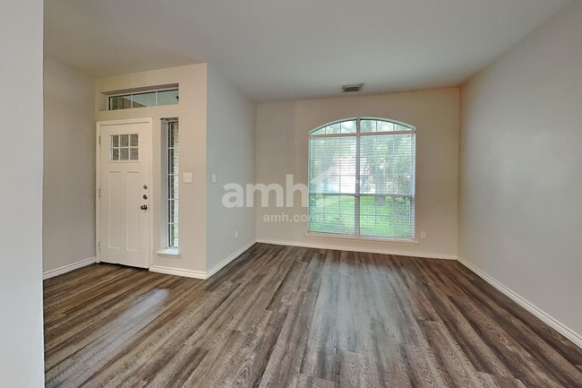 Photo - 10931 S Falls Terrace