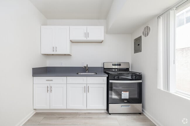 Estudio - 400 pies cuadrados - Cocina - Emerald Villas