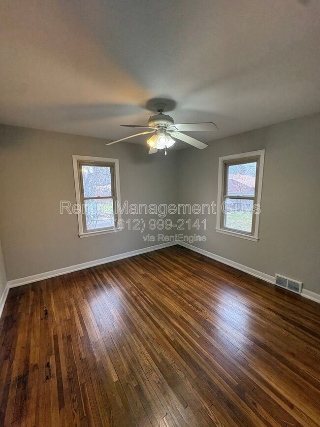 Photo - 4534 Zane Ave N