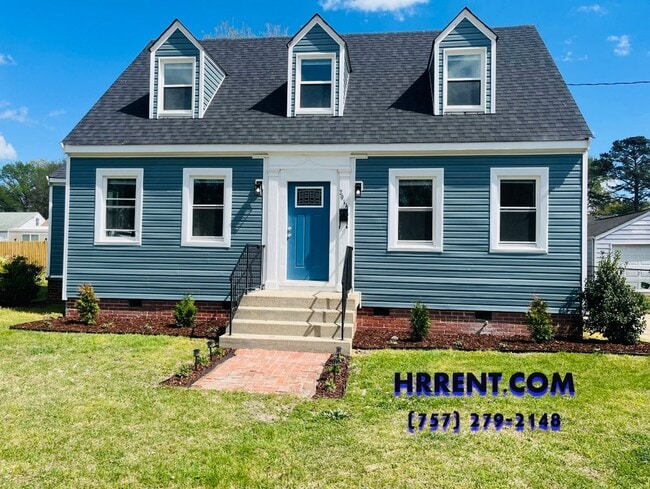 Building Photo - Newly Renovated 4 Bedroom 2 Bathroom 2 Story Home located in the Fairmount Park area of Norfolk!