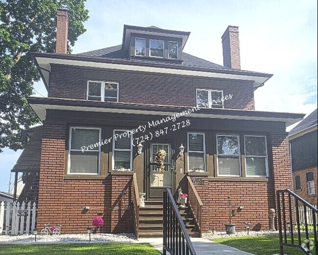 Building Photo - 806 12th St Unit 4 Rental