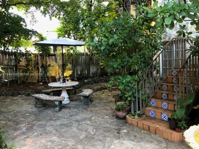 Photo - 2728 Calusa St Unit B