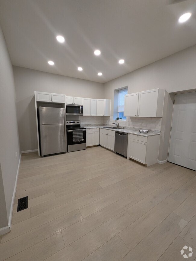 Building Photo - **$500 Security Deposit & 1st Month Free w... Rental