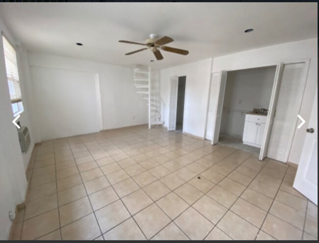 Photo - 1664 SW 9th St