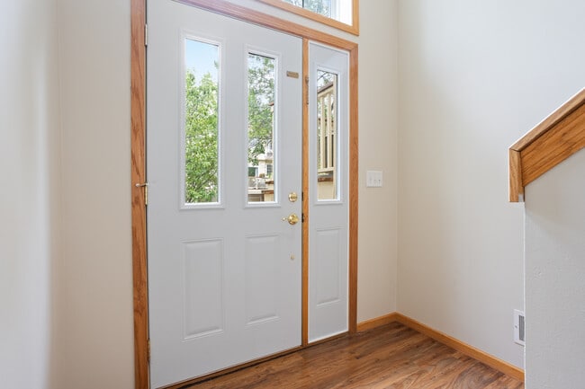 Photo - 13840 54th Ave N