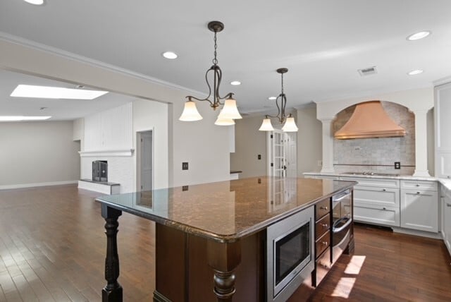 Photo - 5799 Blandford Ct