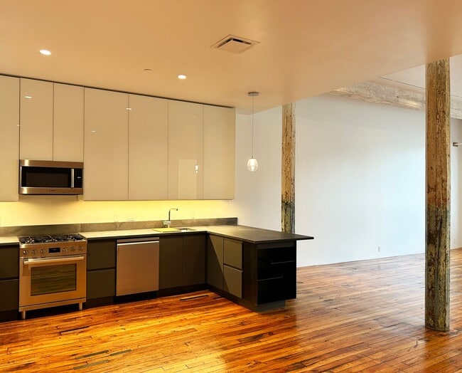 Photo - Historic Charm, Modern Luxury, 1 bedroom c...