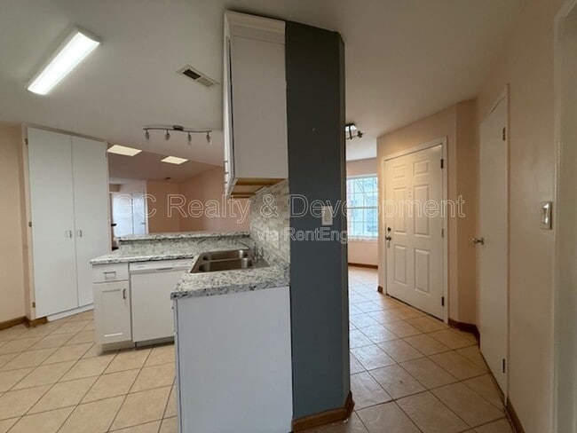 Photo - 1237 Wyndham Ct Unit 201