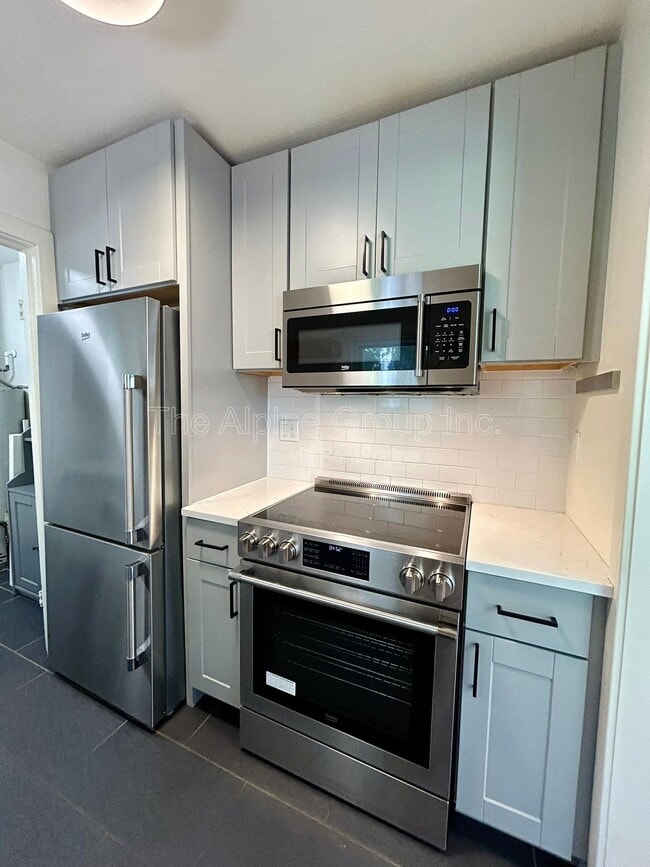 Photo - 4831 N Maryland Ave Unidad A