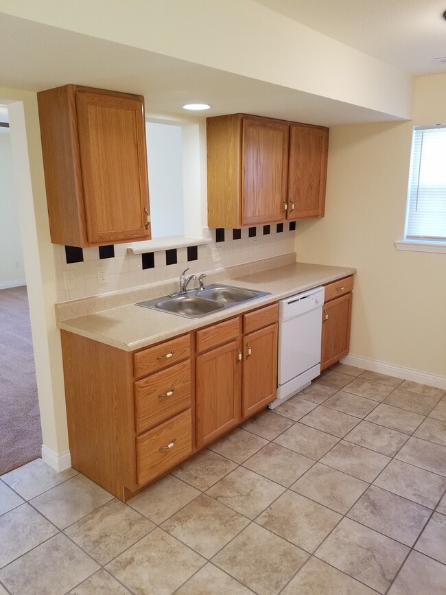 Photo - 3510 James Dale Rd