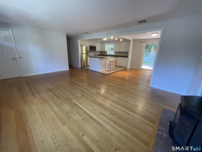 Photo - 85 Brentwood Dr