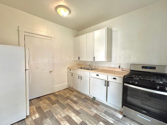 Photo - 530 Locust St Unit 1