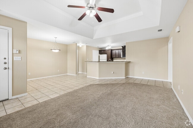 3BA - 2BA - 1,320SF - Living Room