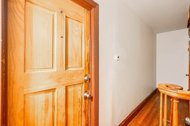 Photo - 4041 Wilkens Ave Unit B