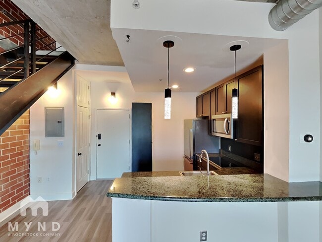Photo - 710 W Trade St Condo Unit 315