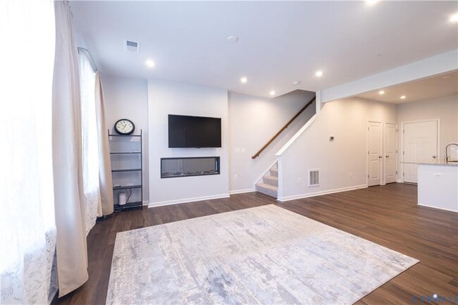 Photo - 9233 Magellan Pkwy