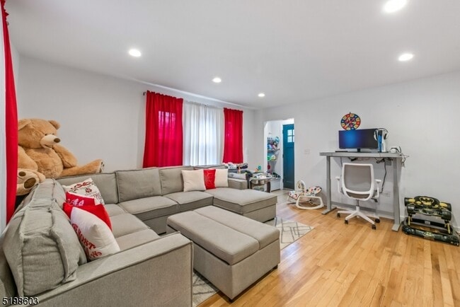 177 Canfield Ave