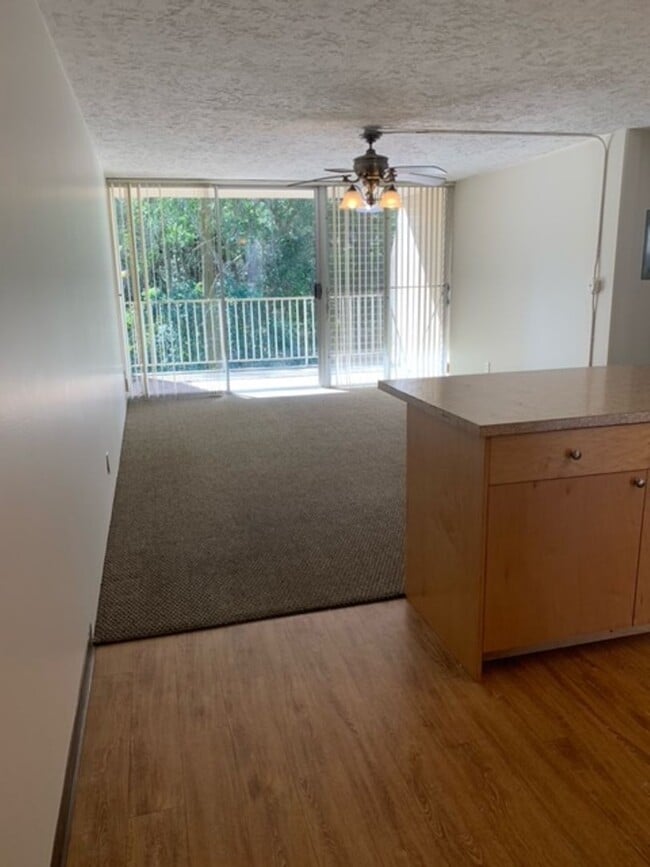 Photo - Northbrook-Melemanu -  2 Bedroom, 1 Bath Unit with 1 assigned parking Unit C303
