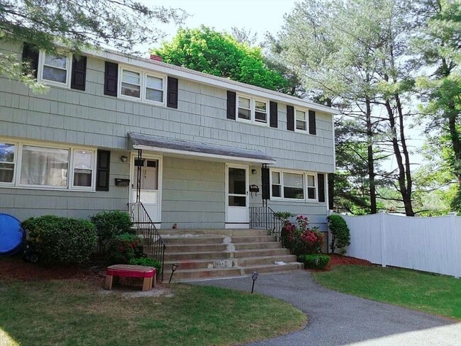 Photo - 273 Cross St Townhome