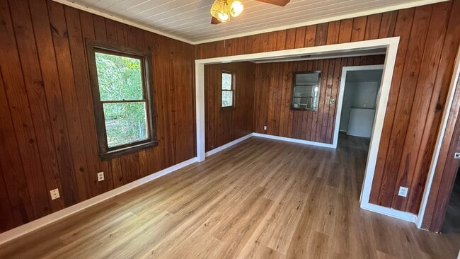 Photo - 416 Dairy Ave