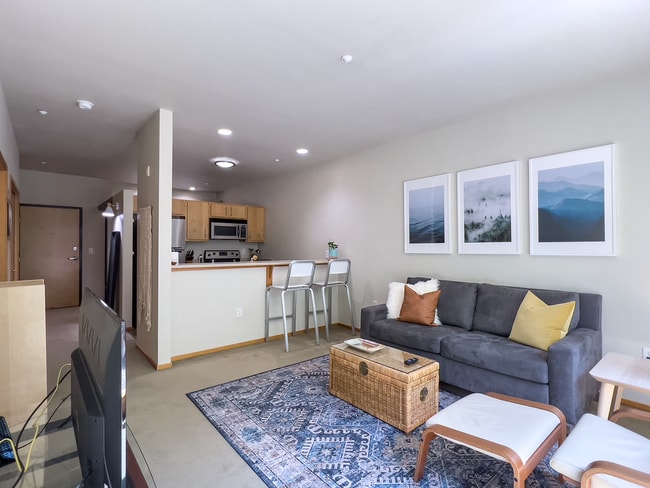 Photo - NW 1 Bed 1 Bath + a Den in the Pearl District! Includes W/D, Garage Parking and Storage! Unit 228