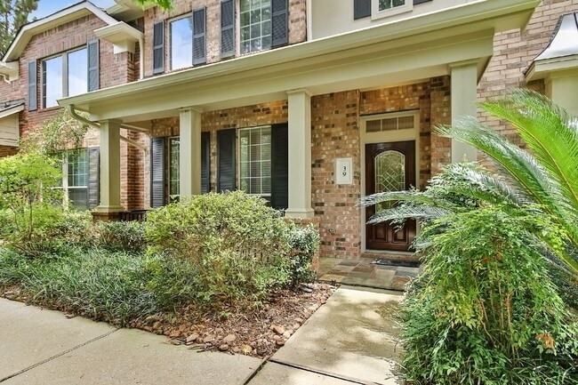 Photo - 39 Medley Ln