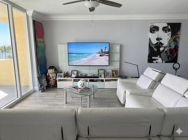 Photo - 2640 Lake Shore Dr Unit 309