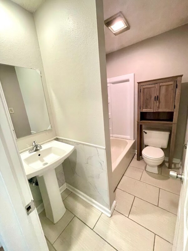 Photo - 28960 Highland Dr Unit B