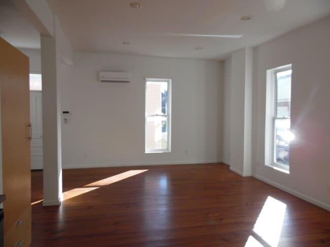 Photo - The Madison Unit Lowertown Studio Apartment