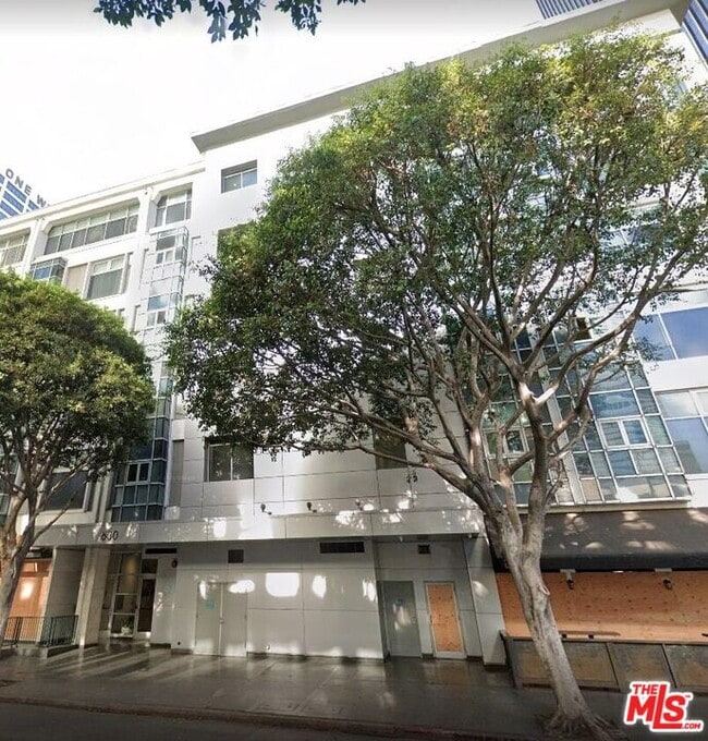 Photo - 630W W 6th St Condo Unit 204
