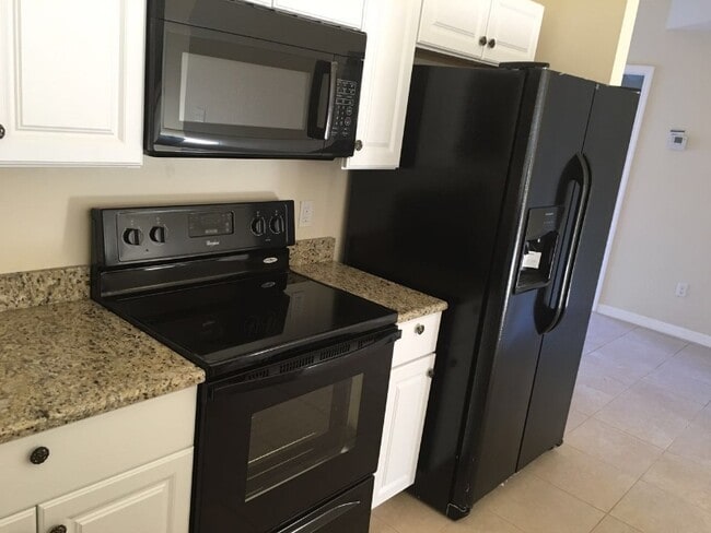 Photo - 621 SE 12th Ct