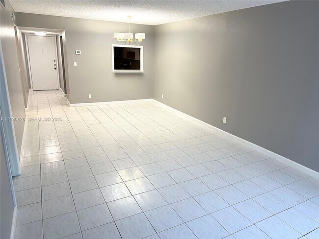 Photo - 220 SW 9th Ave Unidad 116