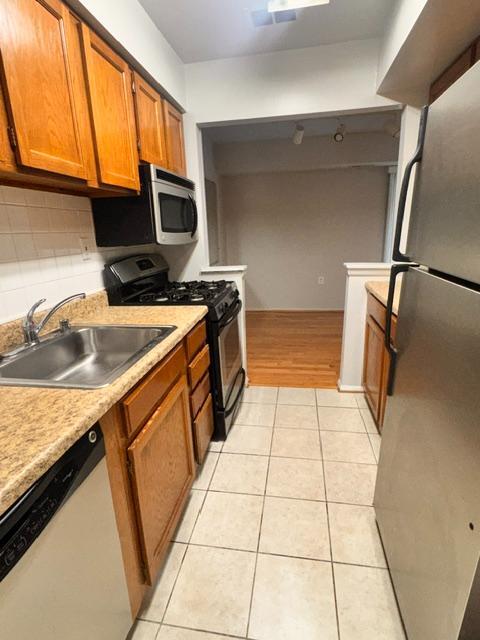 Photo - 1811 Snow Meadow Ln