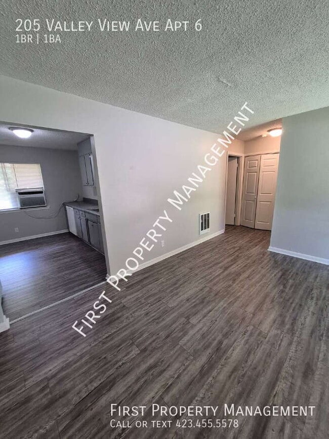 Building Photo - 205 Valley View Ave Unit 6 Rental