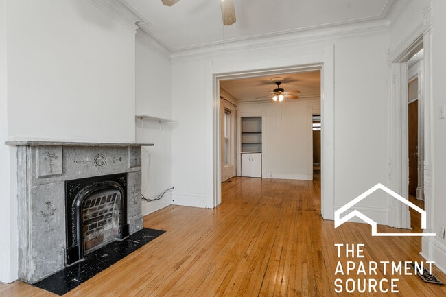 Photo - 241 W Scott St Unit 1