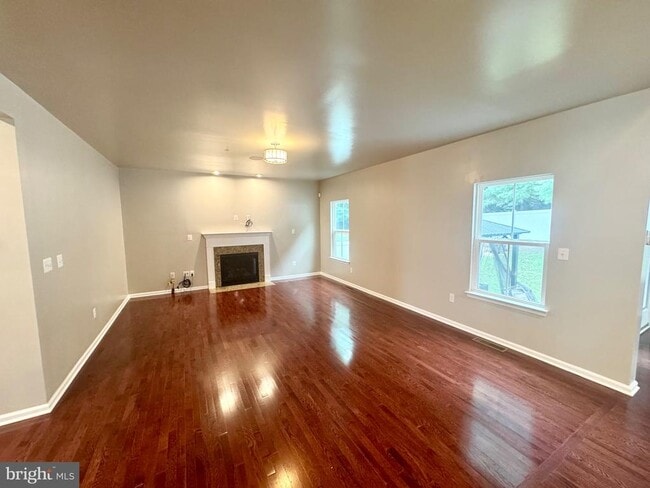 Building Photo - 537 Potomac Rd Rental