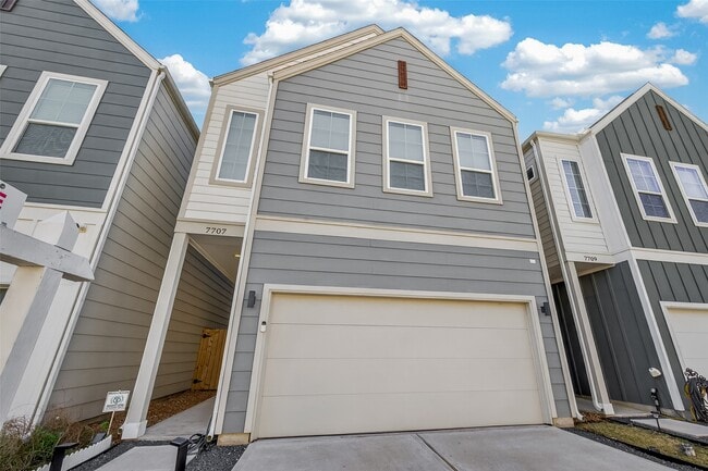 Photo - 7707 Johanna Pk Dr