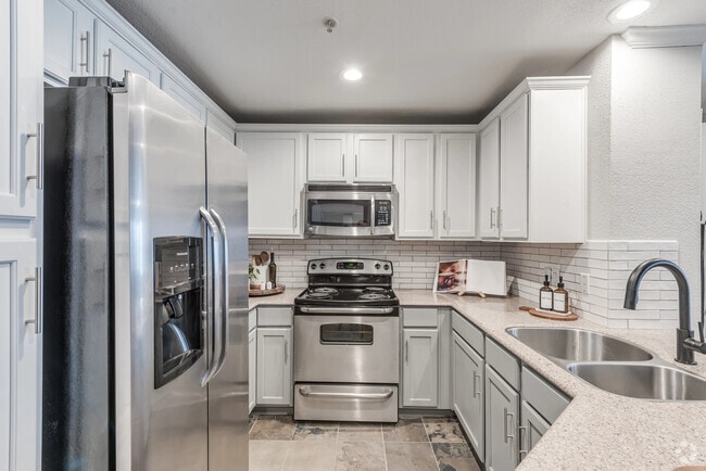 Building Photo - Enjoy Up To $1,500 Off Now! Unit ALG Rental