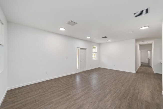 Photo - Eagle Trace 1597 #1