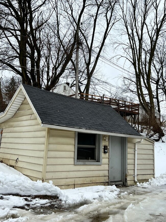 Photo - 1617 Ferry St Unit C