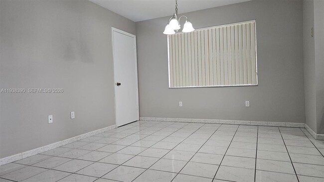 Photo - 2912 SW 38th Ct